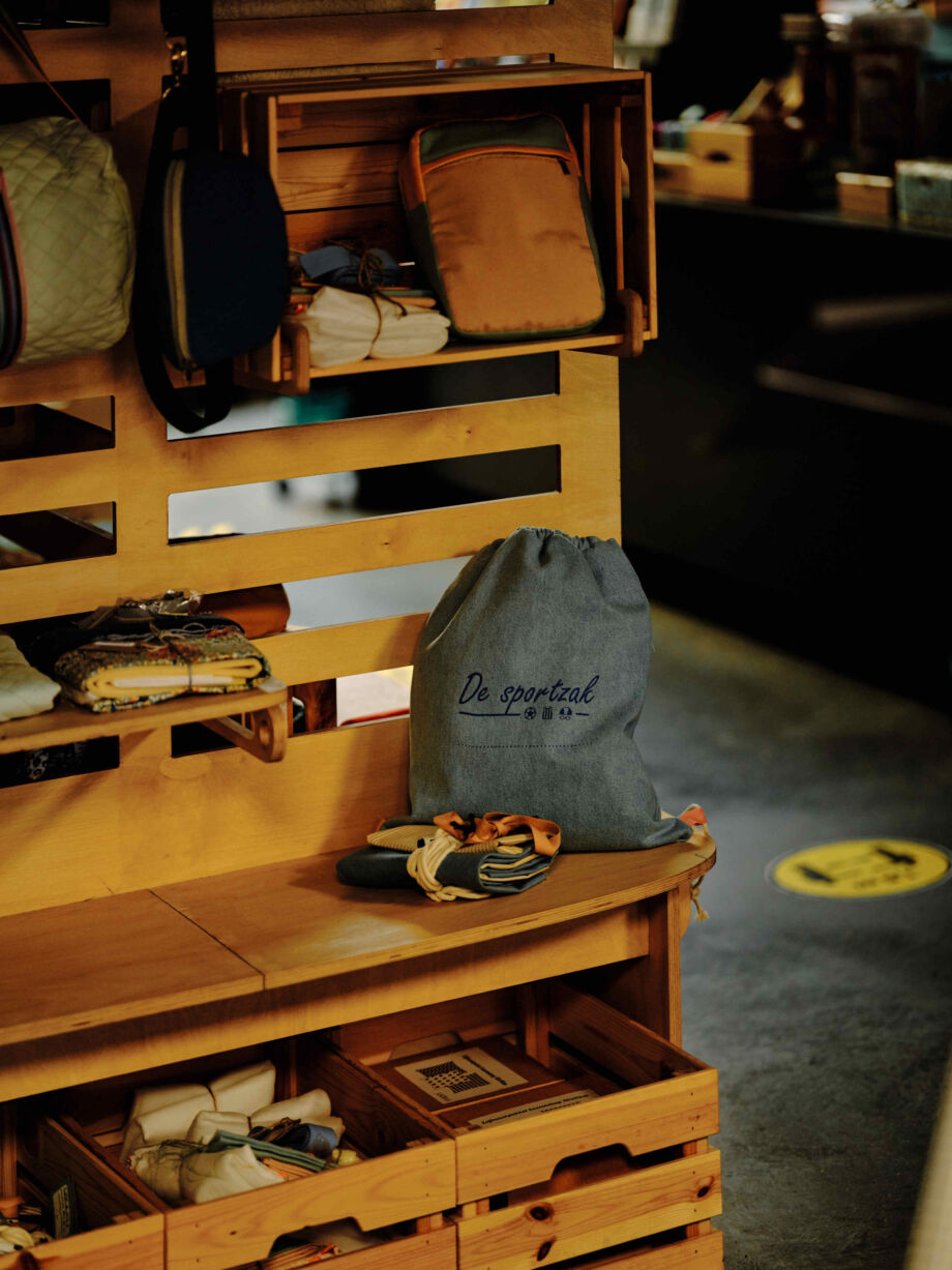 220919 F07 COMMERCEDESIGN SOLDEUR 005
