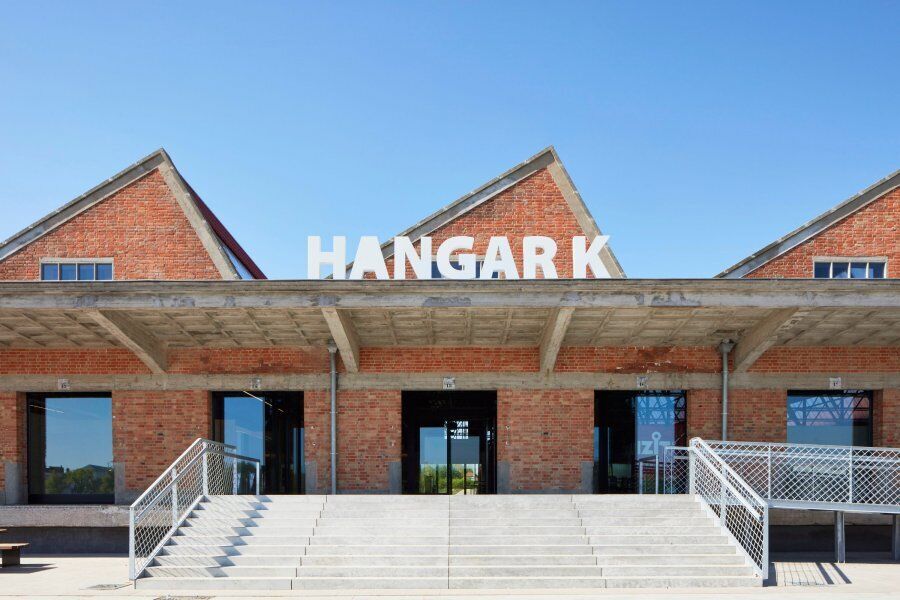 Hangar k 8