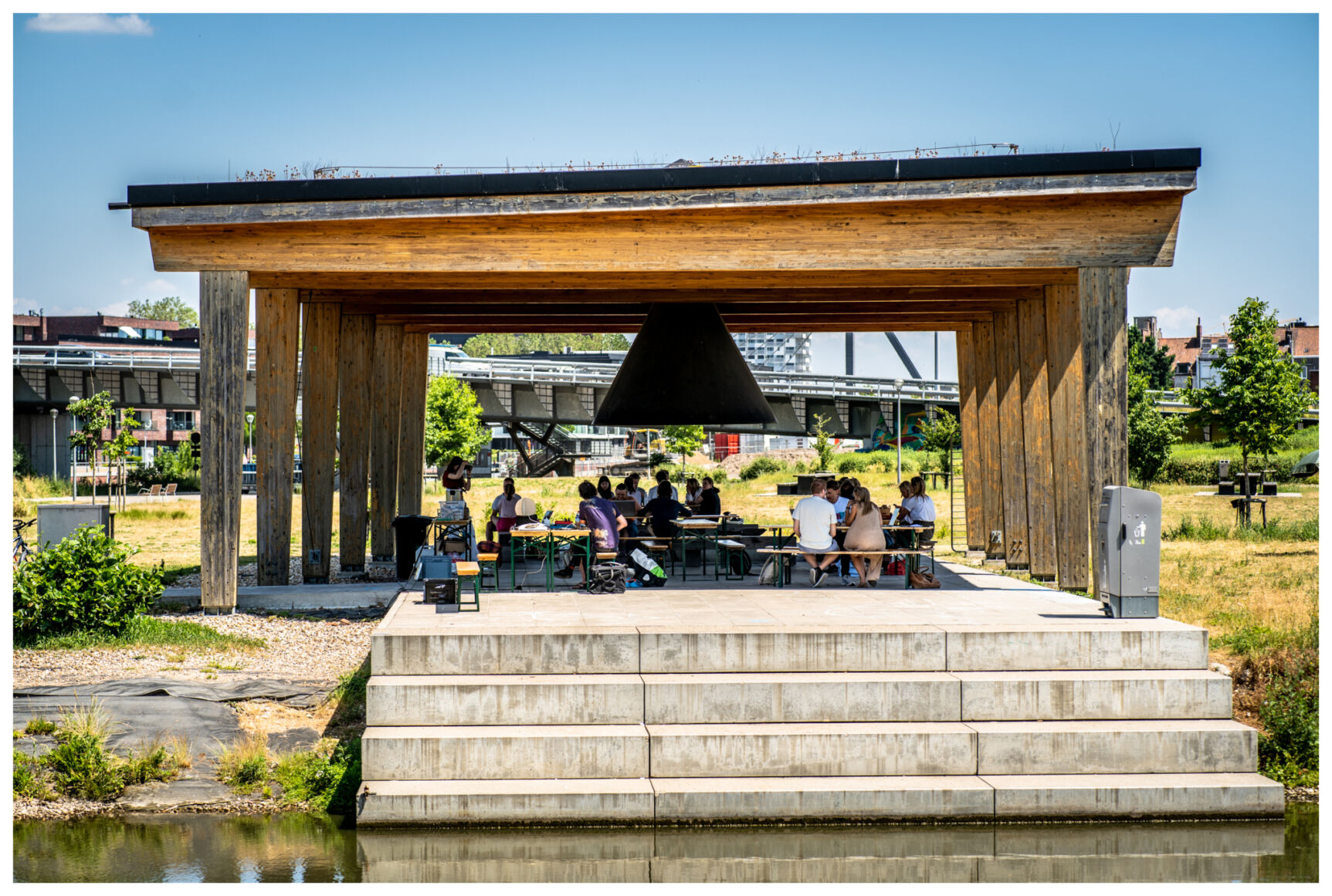 LZSB Outdoor Office D Ay 20